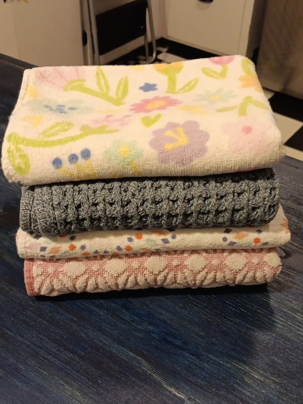 Set of 4 Kitchen Dish Towels